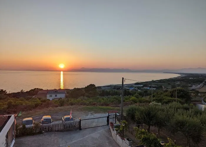 Sunset Da Carla أغروبولي